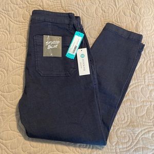 Studio Blue cropped pant